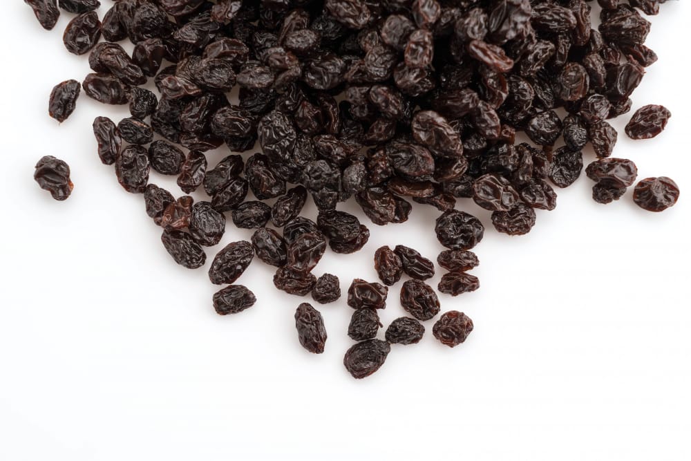 You are currently viewing 12 Amazing Black Raisins Health Benefits You Should Know