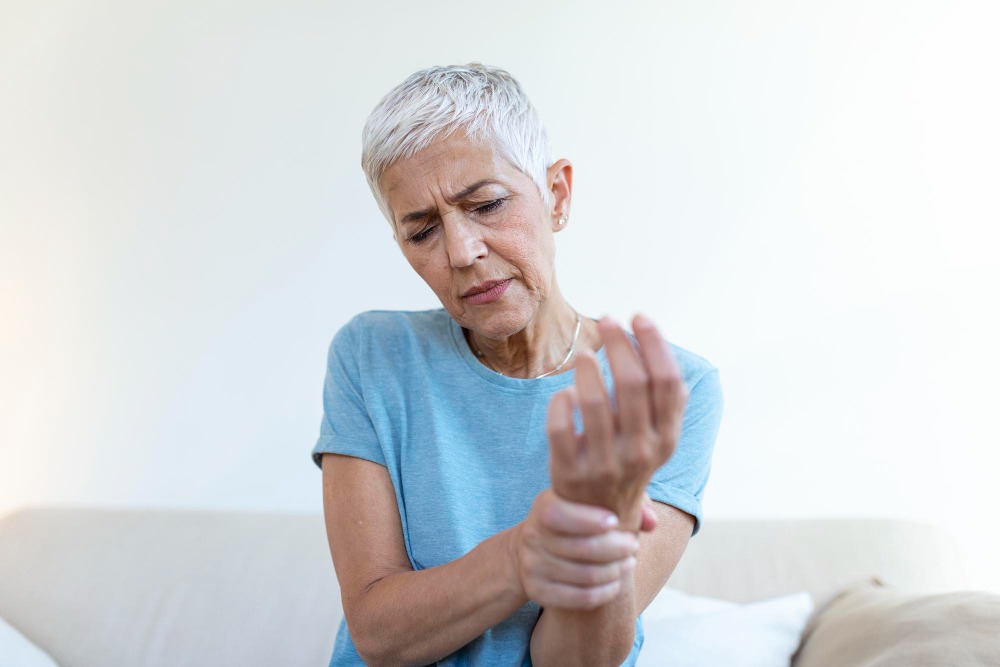 Relieves Joint Pain and Inflammation